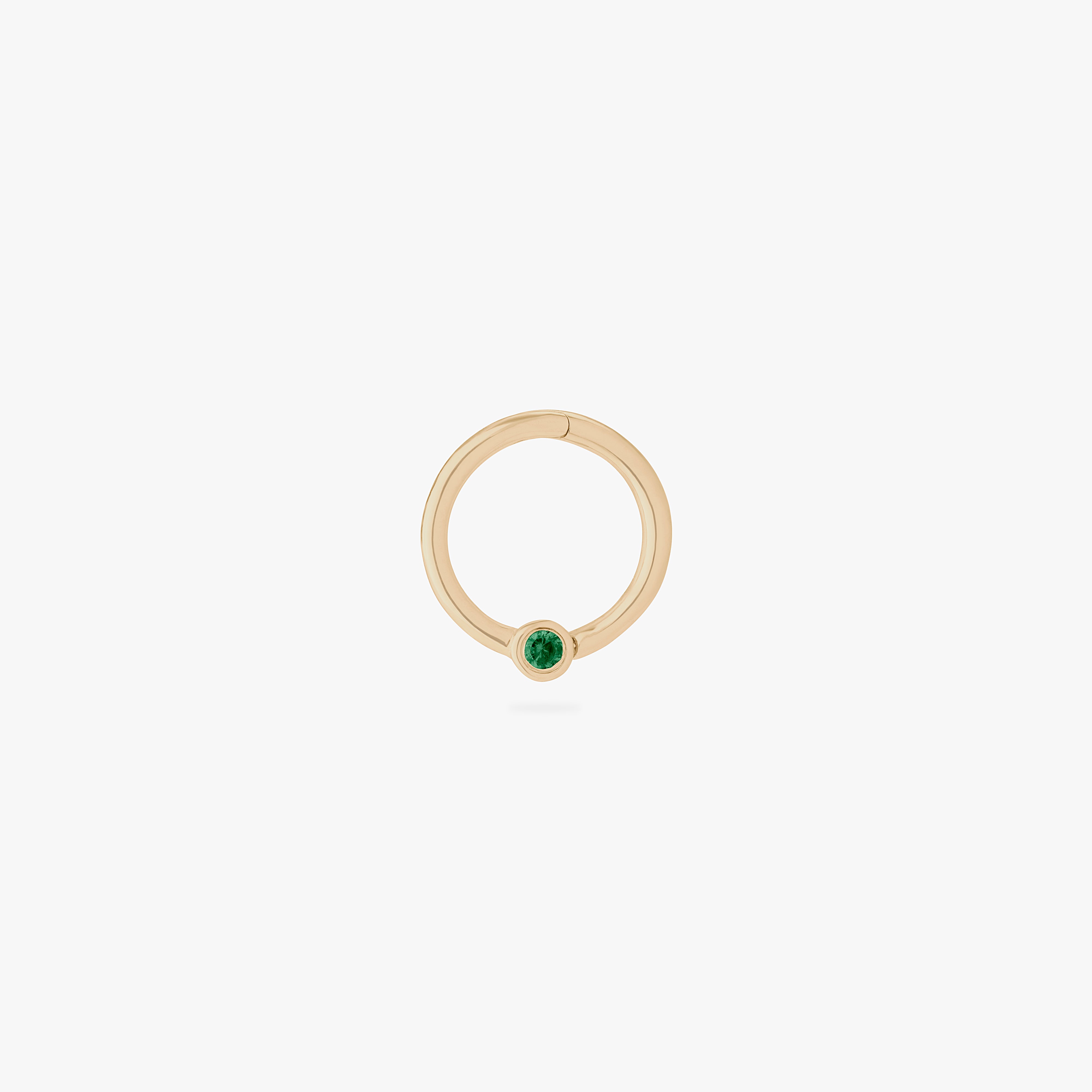 Alternative view of 14K Bezel Clicker 8mm